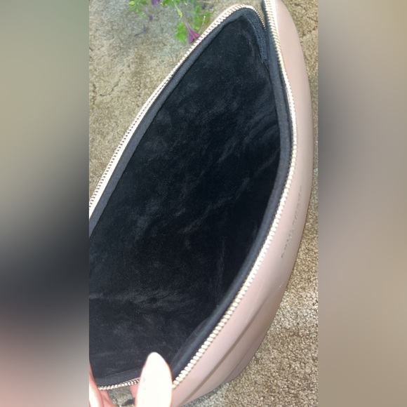 Kate Spade Laptop Sleeve - Picture 4 of 9